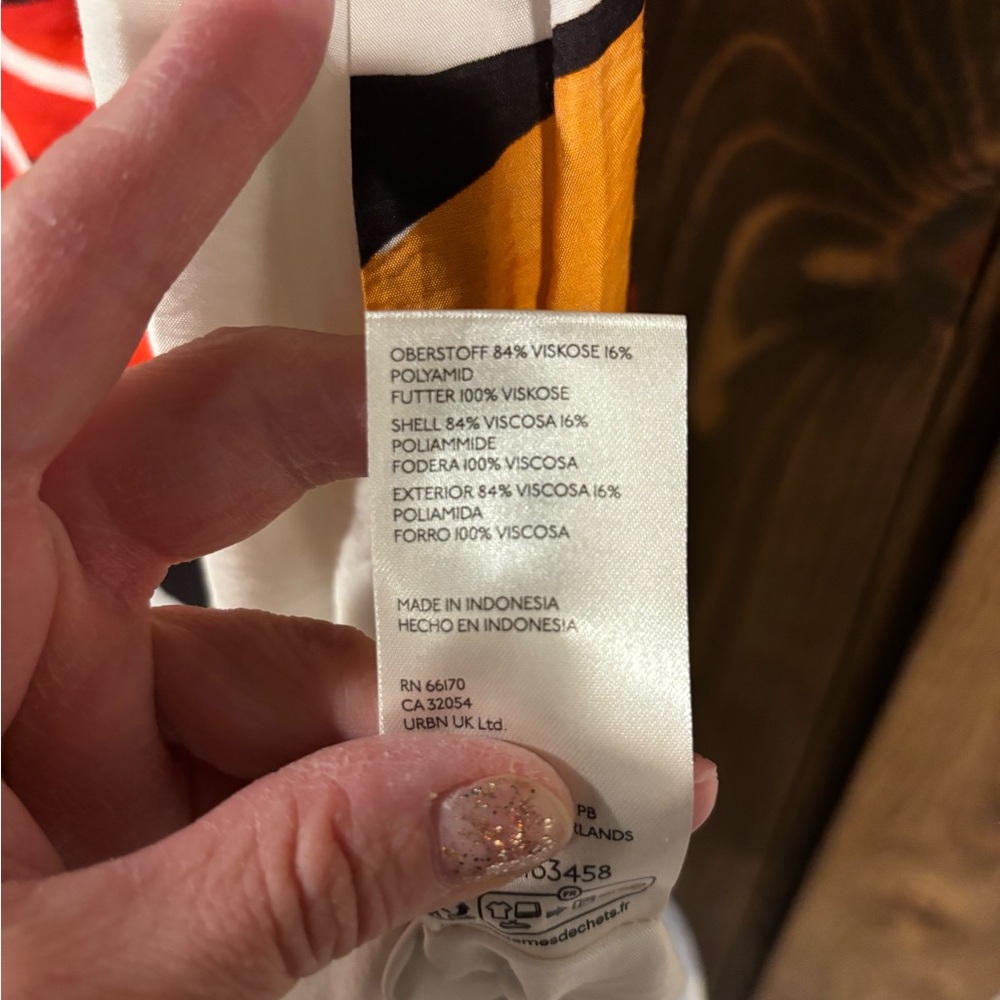 Anthropologie statement maxi dress with puff sleeves. Like new! - Picture 8 of 9